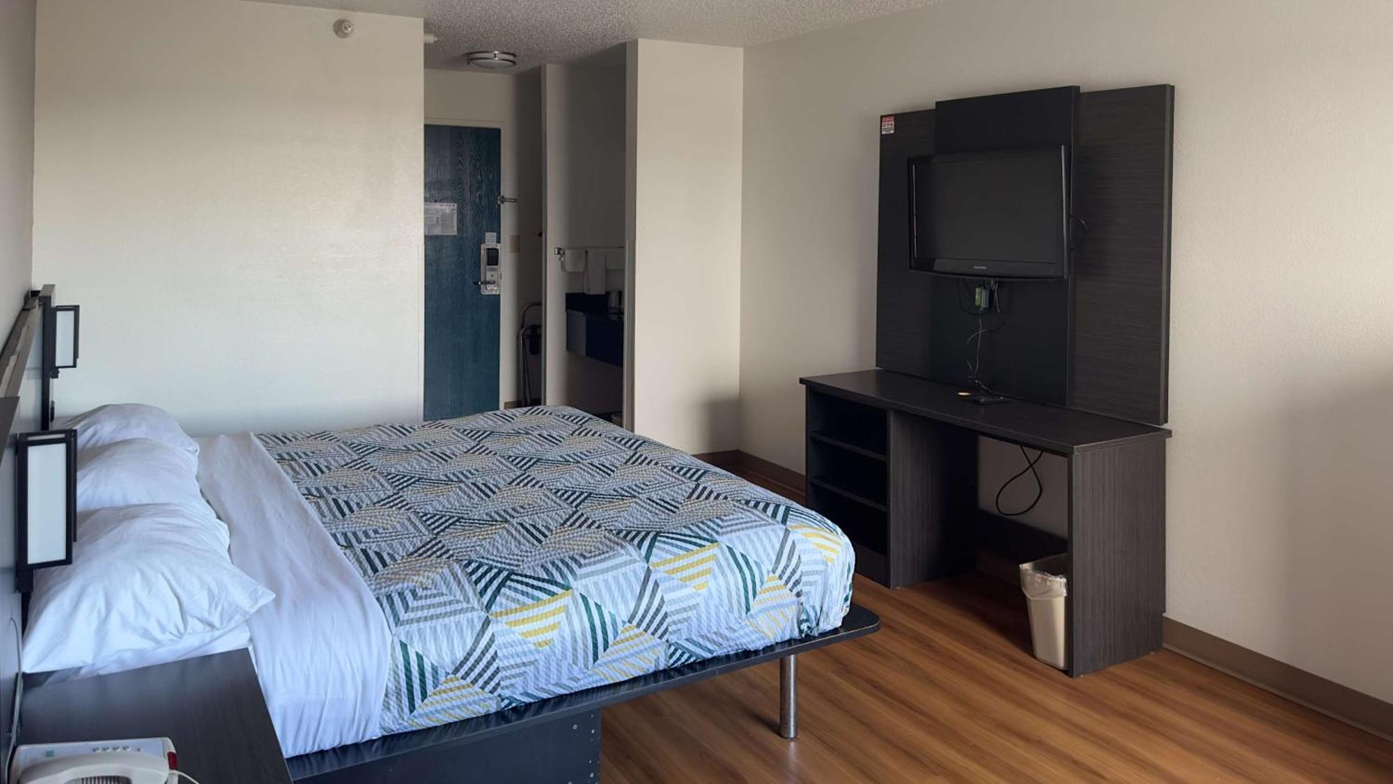 Motel 6-Waterloo, Ia Zewnętrze zdjęcie