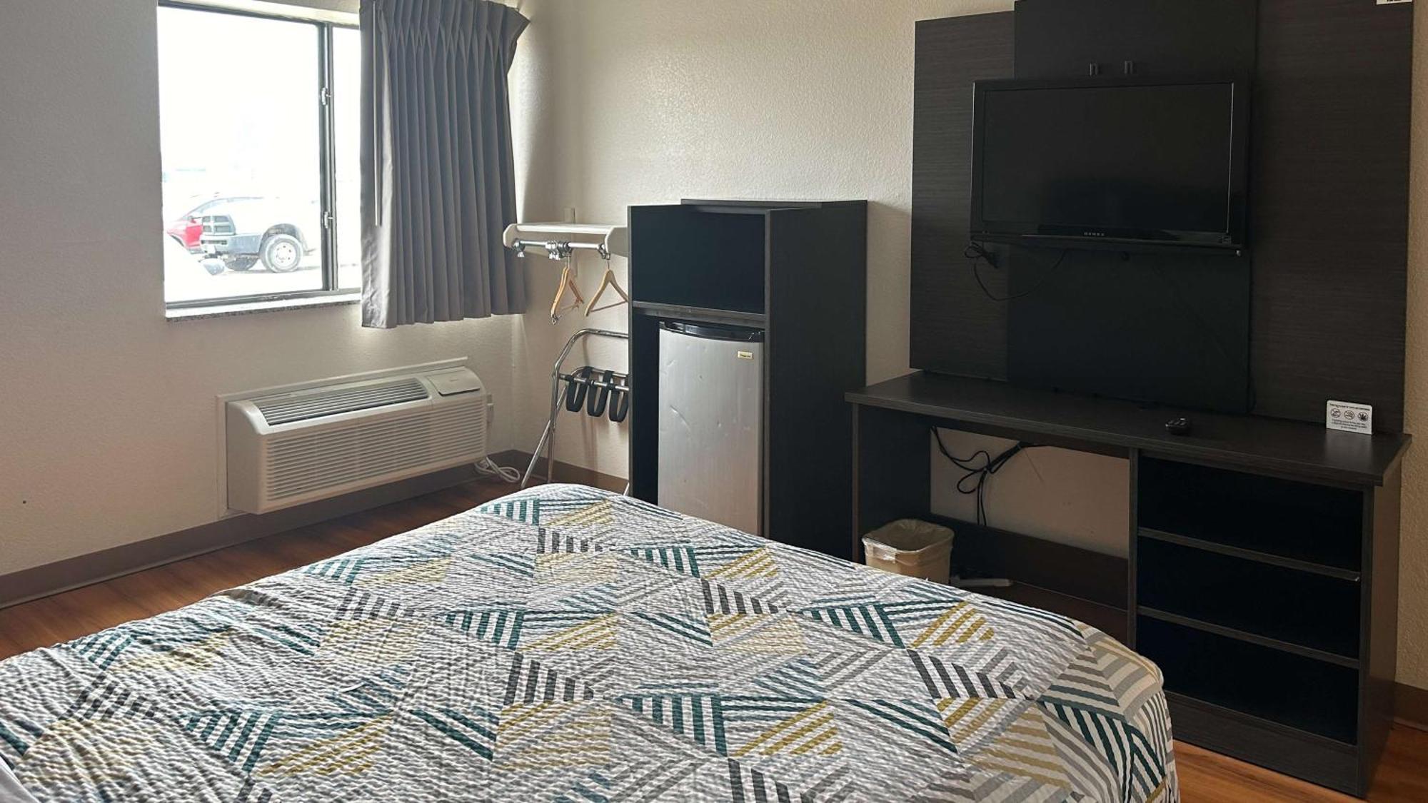 Motel 6-Waterloo, Ia Zewnętrze zdjęcie