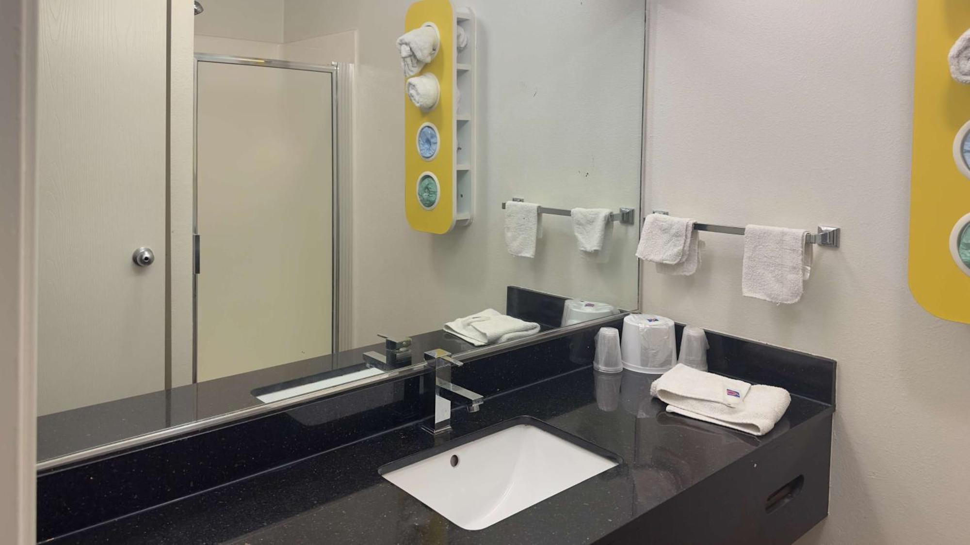 Motel 6-Waterloo, Ia Zewnętrze zdjęcie