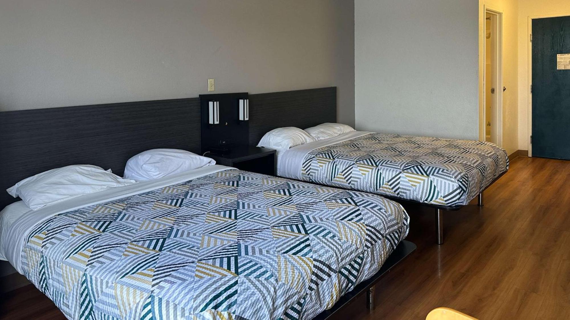 Motel 6-Waterloo, Ia Zewnętrze zdjęcie