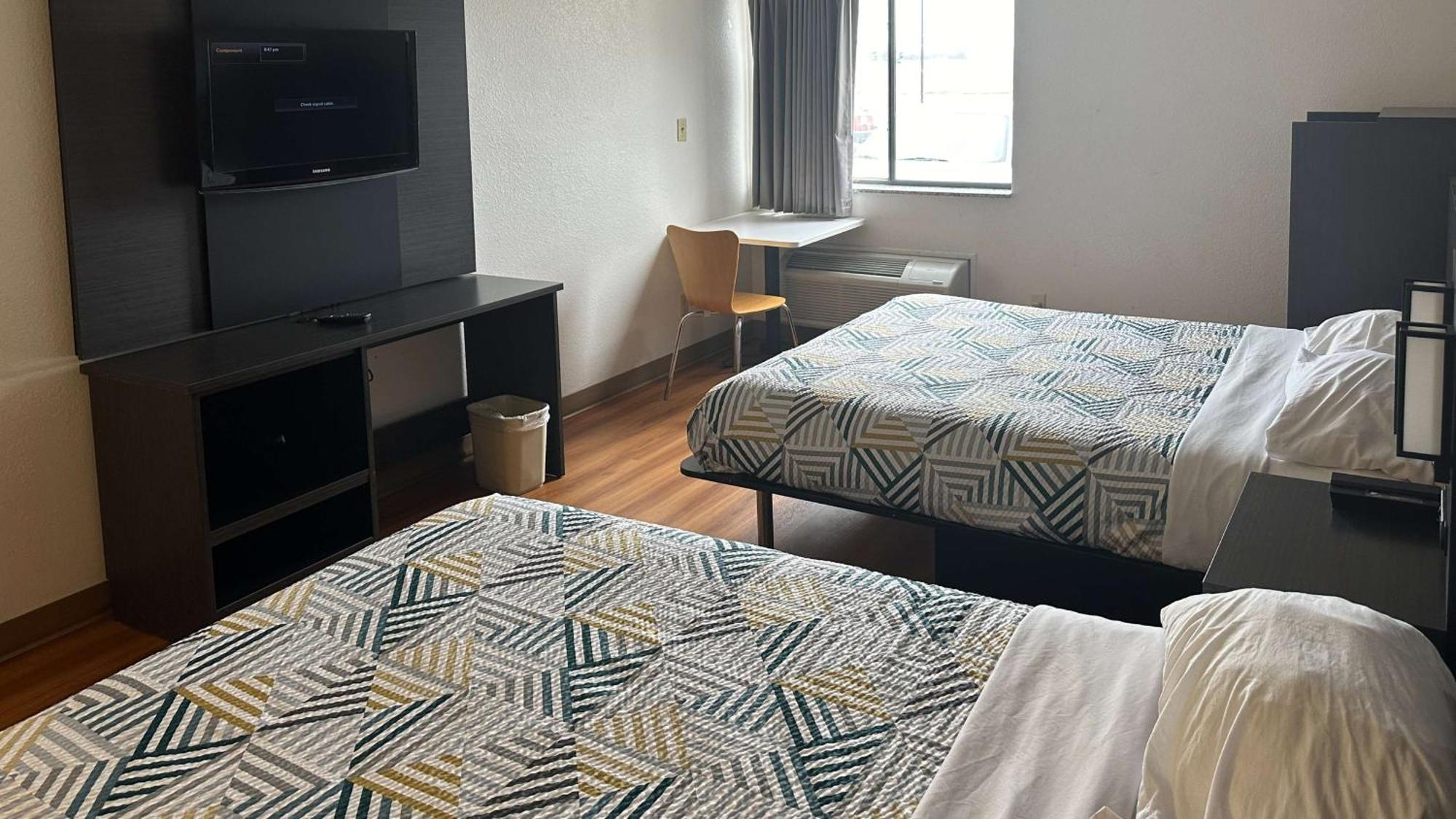 Motel 6-Waterloo, Ia Zewnętrze zdjęcie