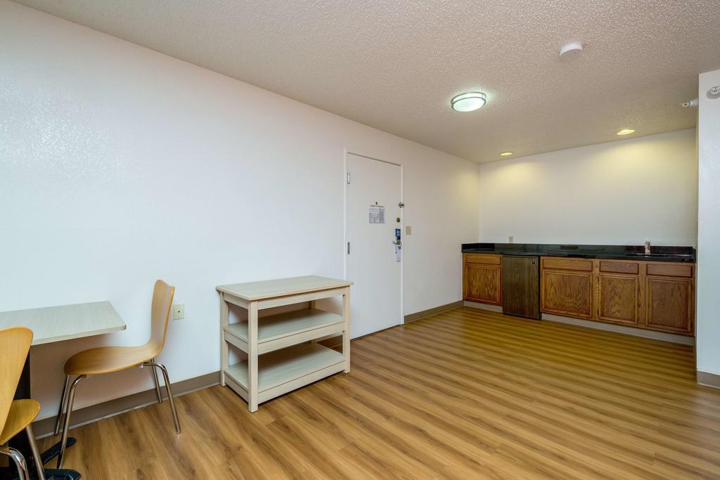 Motel 6-Waterloo, Ia Zewnętrze zdjęcie